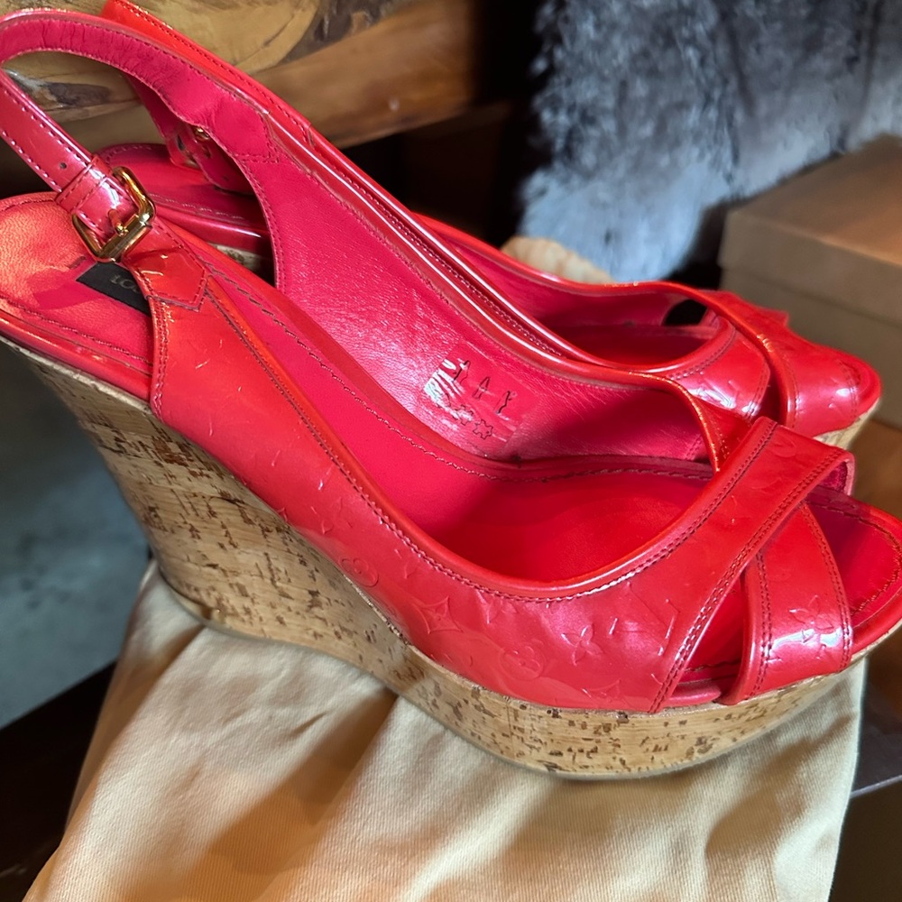 Louis Vuitton Red Vernis Wedge Slingback Wedge Sandals